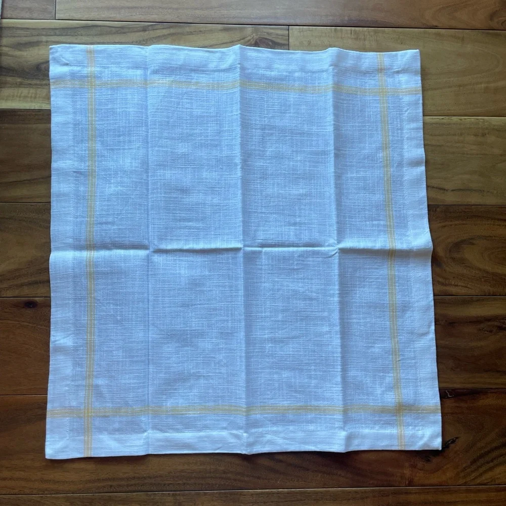 NEW Pottery Barn SET 12 napkins
